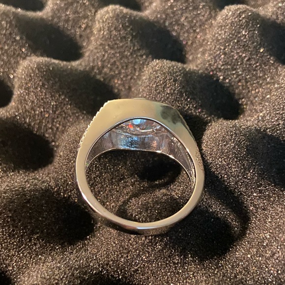 Crystal Ring - Picture 4 of 6